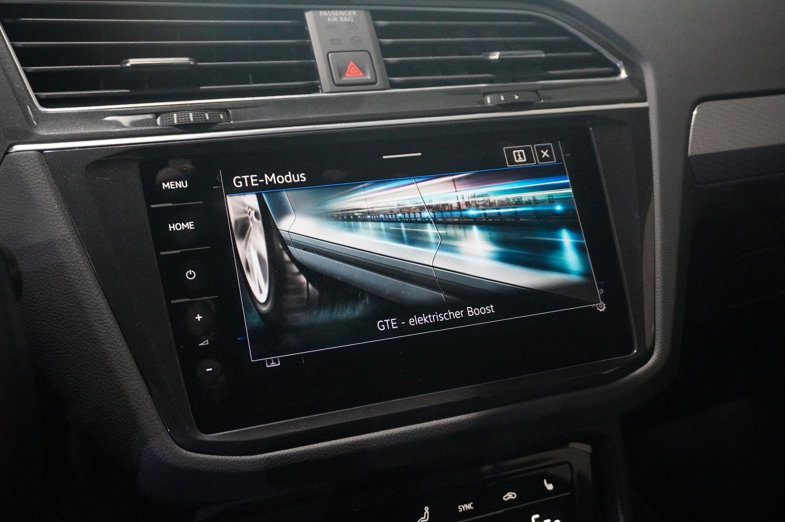 Fahrzeugabbildung Volkswagen Tiguan Life 1.4 e-HYBRID NAVI/LED/KAMERA/SH/VIRT