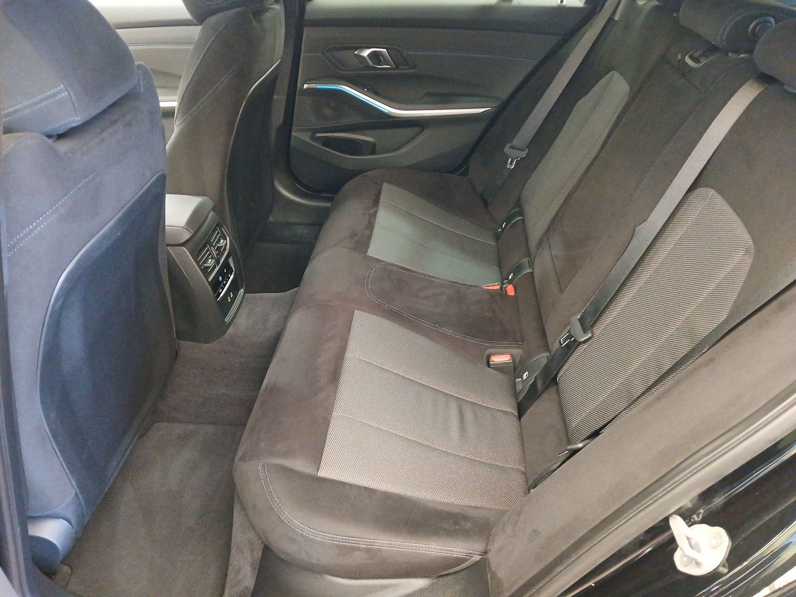 BMW 330 - Bild 12