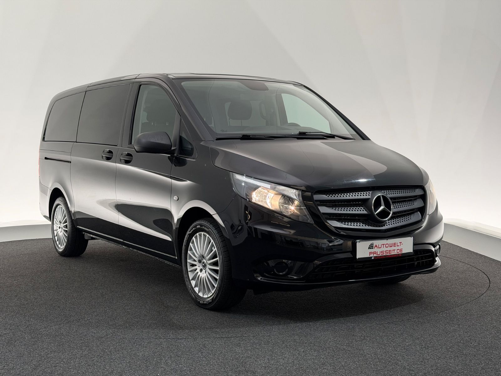 Gebrauchtwagen Mercedes-Benz Vito Vito Tourer 114 CDI*LANG* PRO-KLIMAAUTO-TEMPOMAT in Horb am Neckar