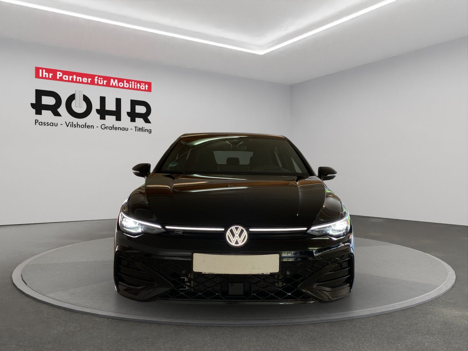 Volkswagen Golf VIII R-line 2.0 TDI DSG Black ACC HUD Kam. imagem 3
