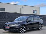 Volkswagen Golf 7 Variant 1.4 TSI DSG Highline R-Line MwSt. - Volkswagen Golf: Schwarz, Variant