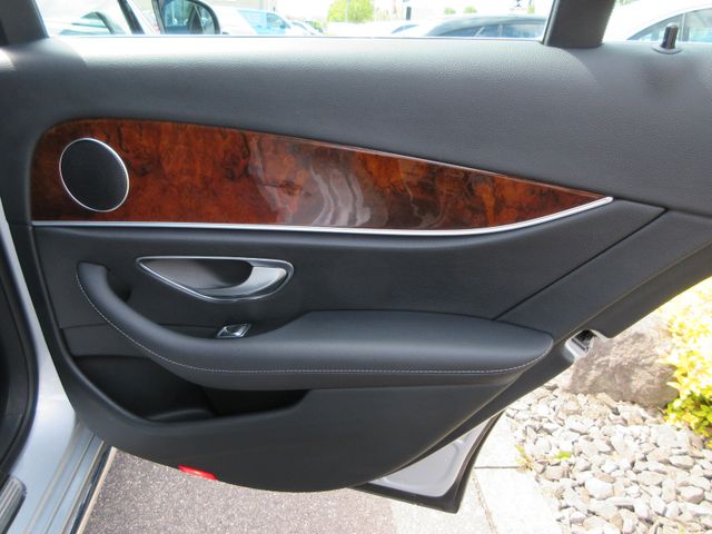 Fahrzeugbild 14
