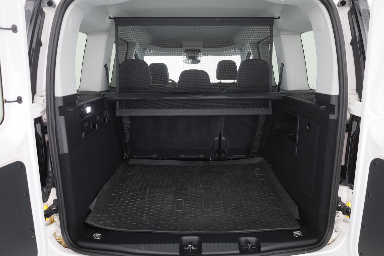 Volkswagen Caddy 2.0 TDI Klimaaut. LED Sitzheizung ACC PDC
