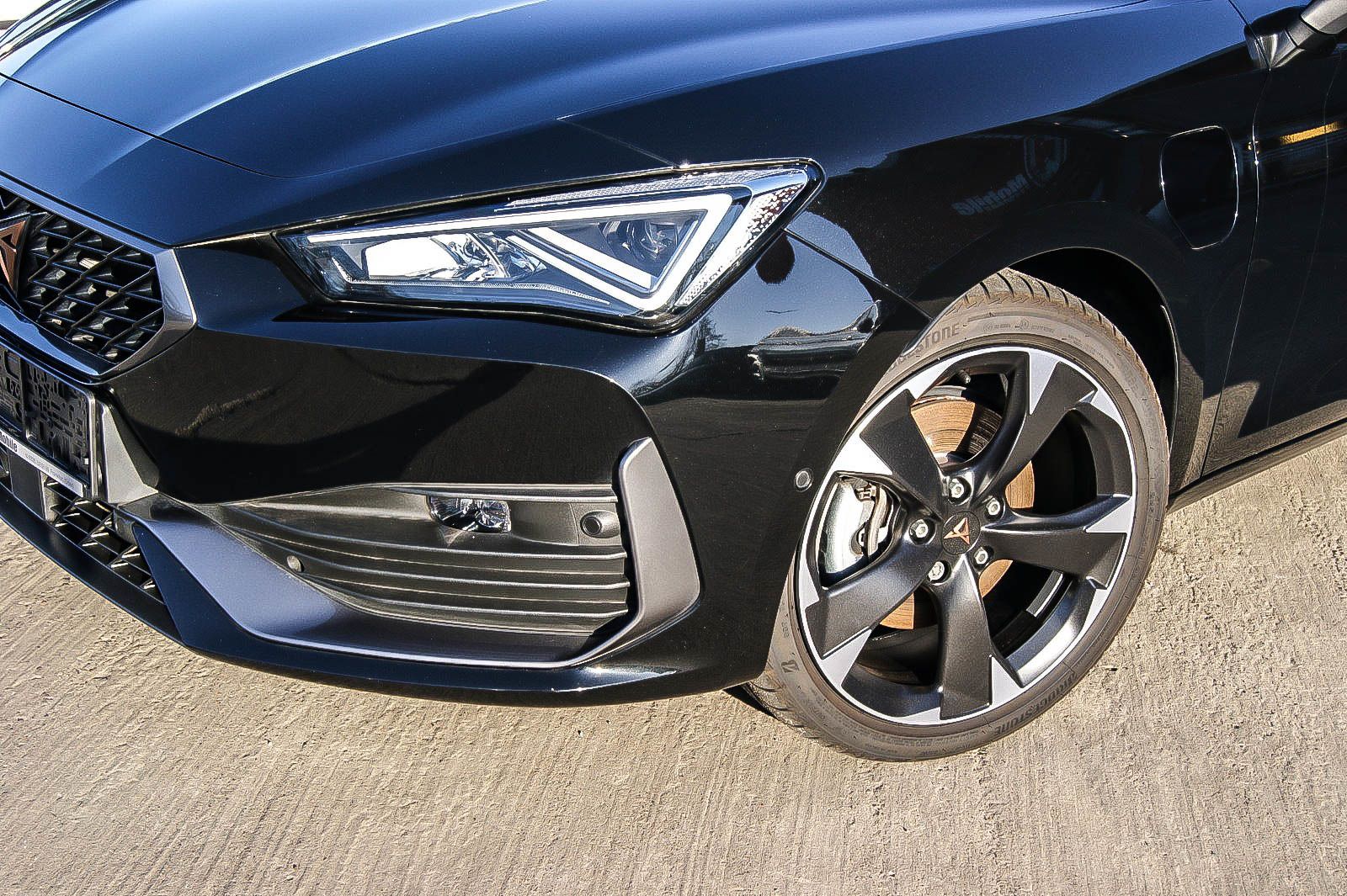 Fahrzeugabbildung CUPRA Leon Sportstourer e Hybrid DSG XL-VISION 1.HAND