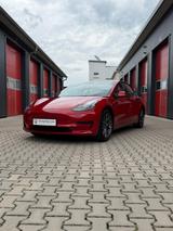 Tesla Model 3 Hinterradantrieb RWD 