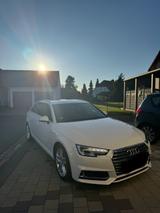 Audi A4 Avant 2.0 TDI S Line MASSAGESITZE, SPORTPAKET - mit Diesel-Antrieb: Kombi, mit Klimaautomatik, Sportpaket