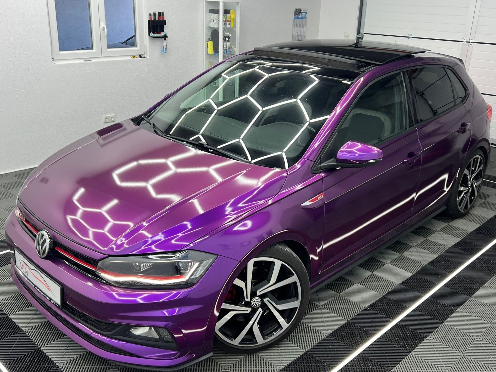 Fahrzeugabbildung Volkswagen Polo VI GTI/SPORTAUSPUFF/ACC/AMBIENTE/PANO