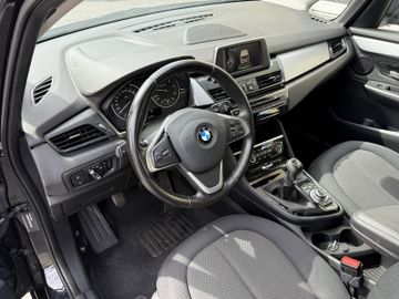 BMW 216 - 8