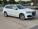 Audi Q7 3.0 TDI quattro S line - Audi Q7: Weiß