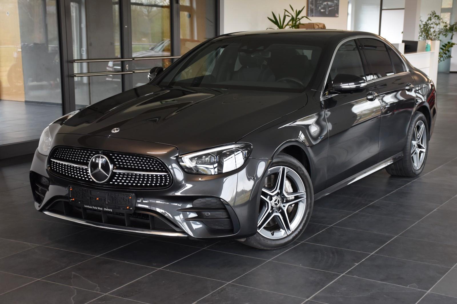 Mercedes-Benz E 300 de 9G AMG LINE"PANORAMA"360°-KAMERA"MBEAM"