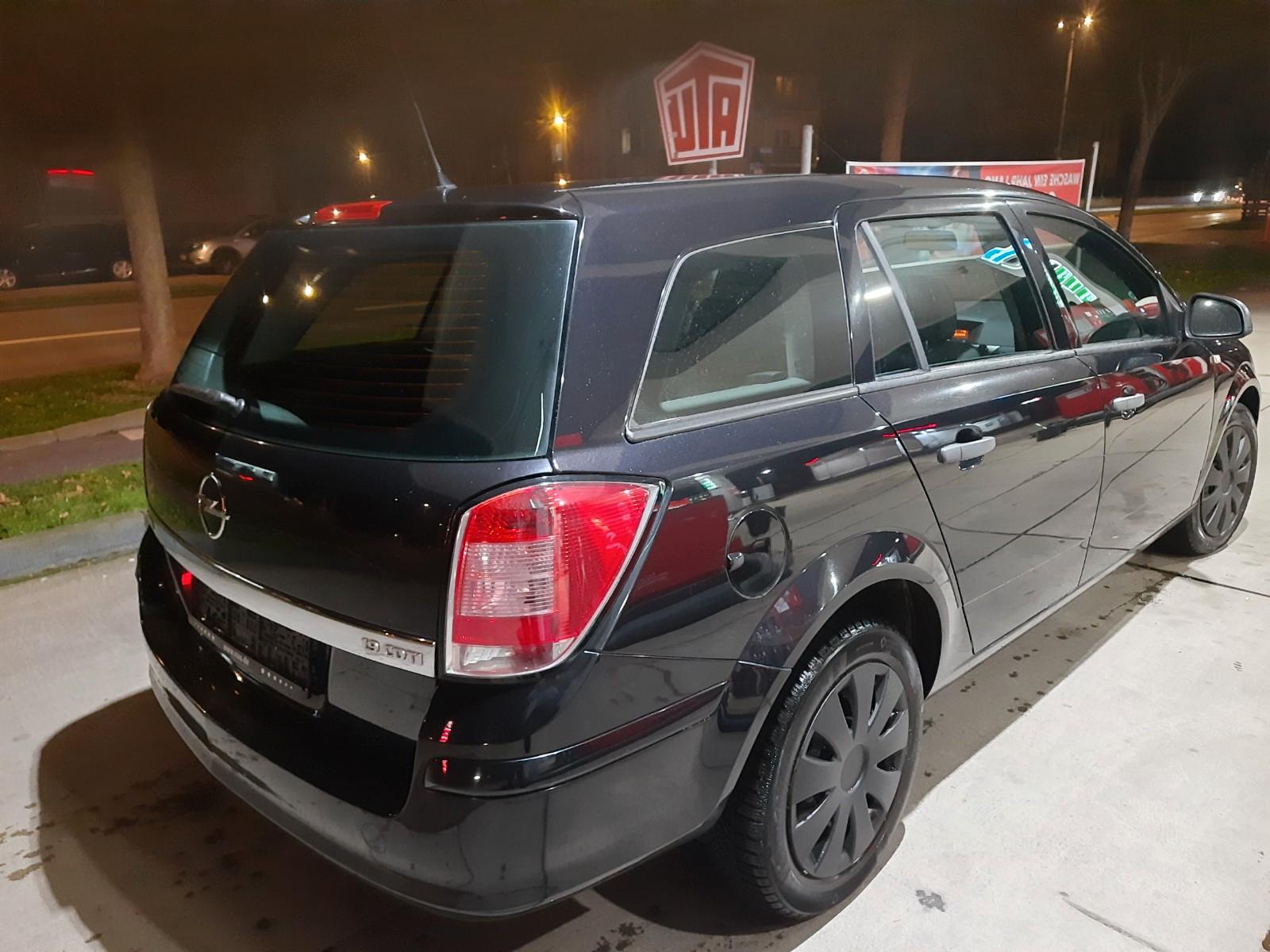 Opel Astra H Caravan Selection