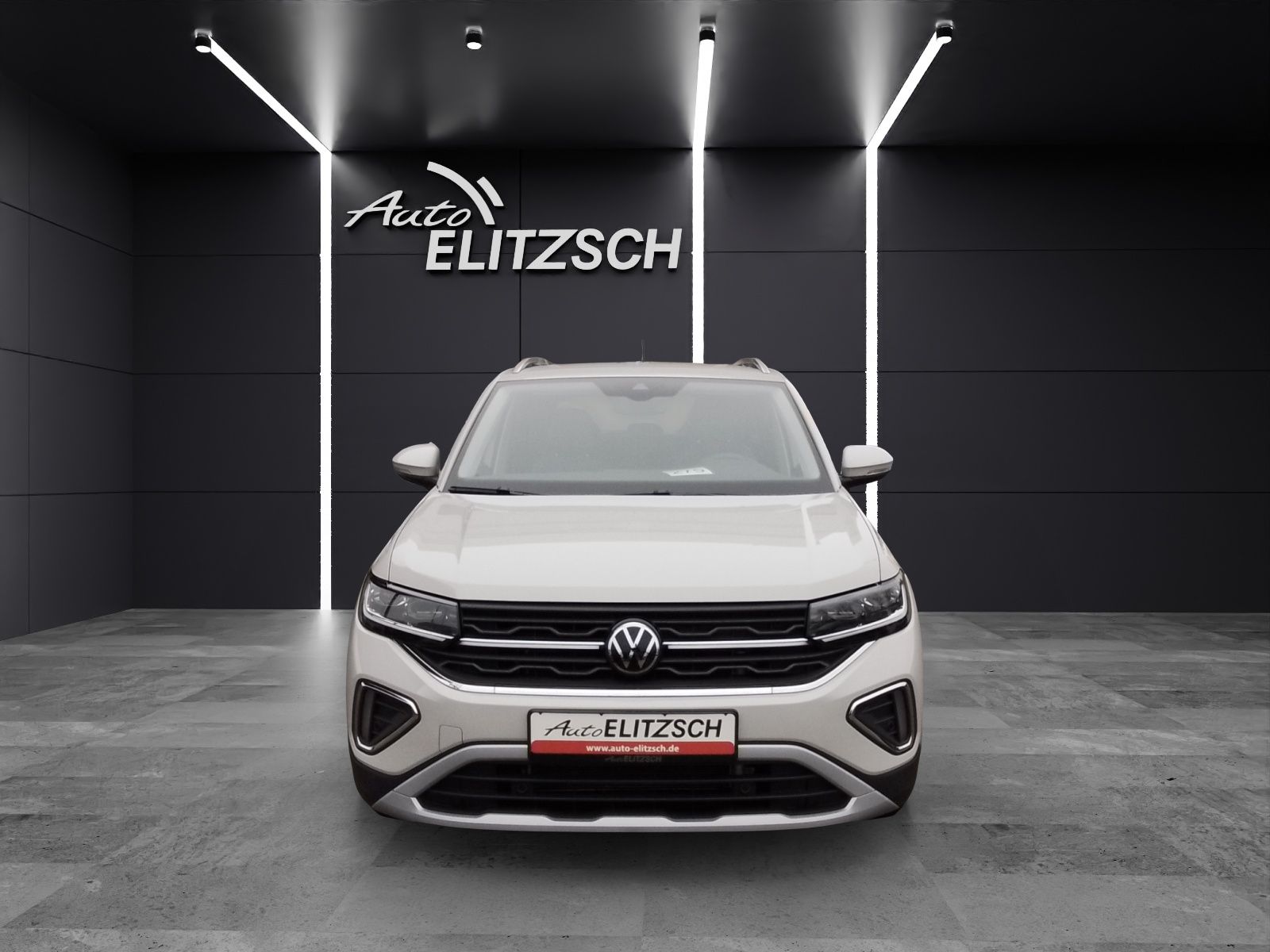 Fahrzeugabbildung Volkswagen T-Cross TSI Style DSG MATRIX AID NAVI PDC SHZ