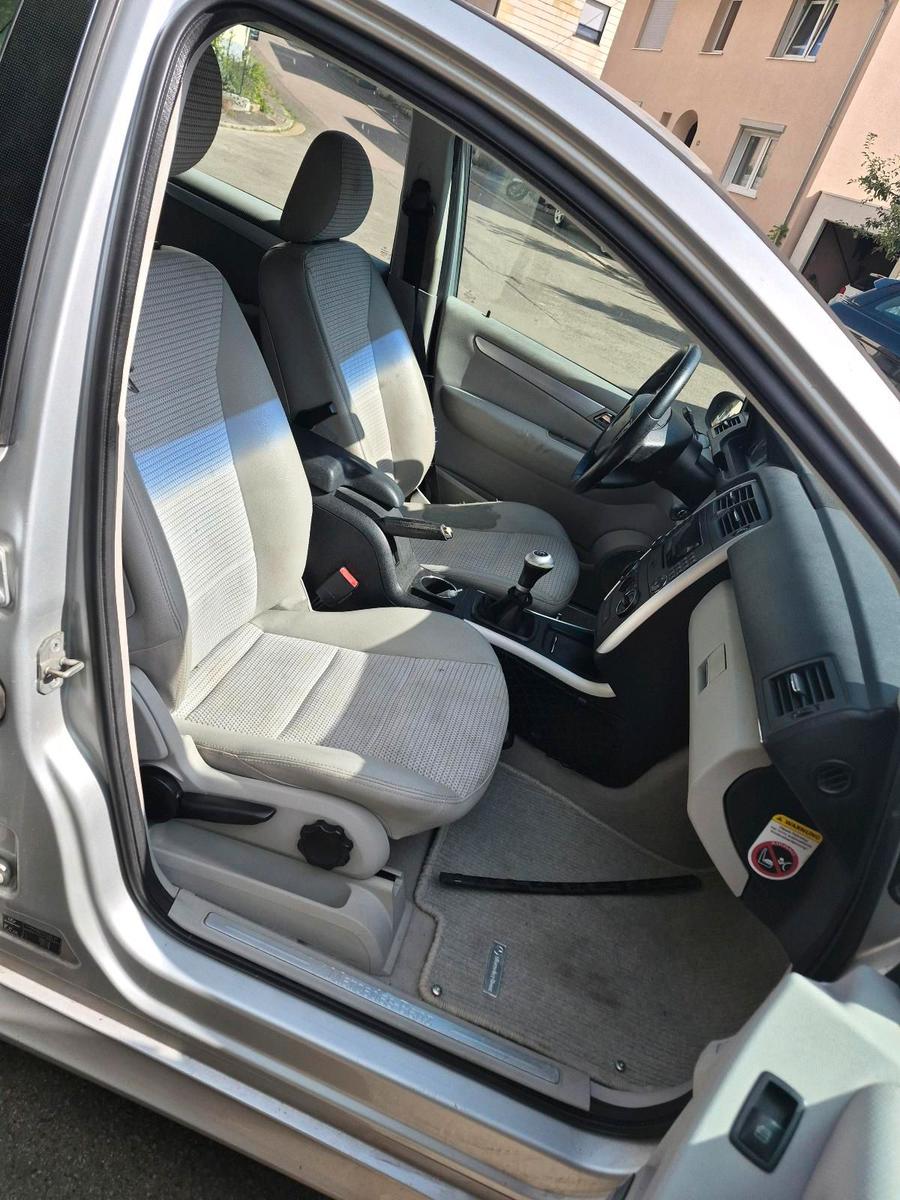 Mercedes-Benz B180 2006 — photo 7