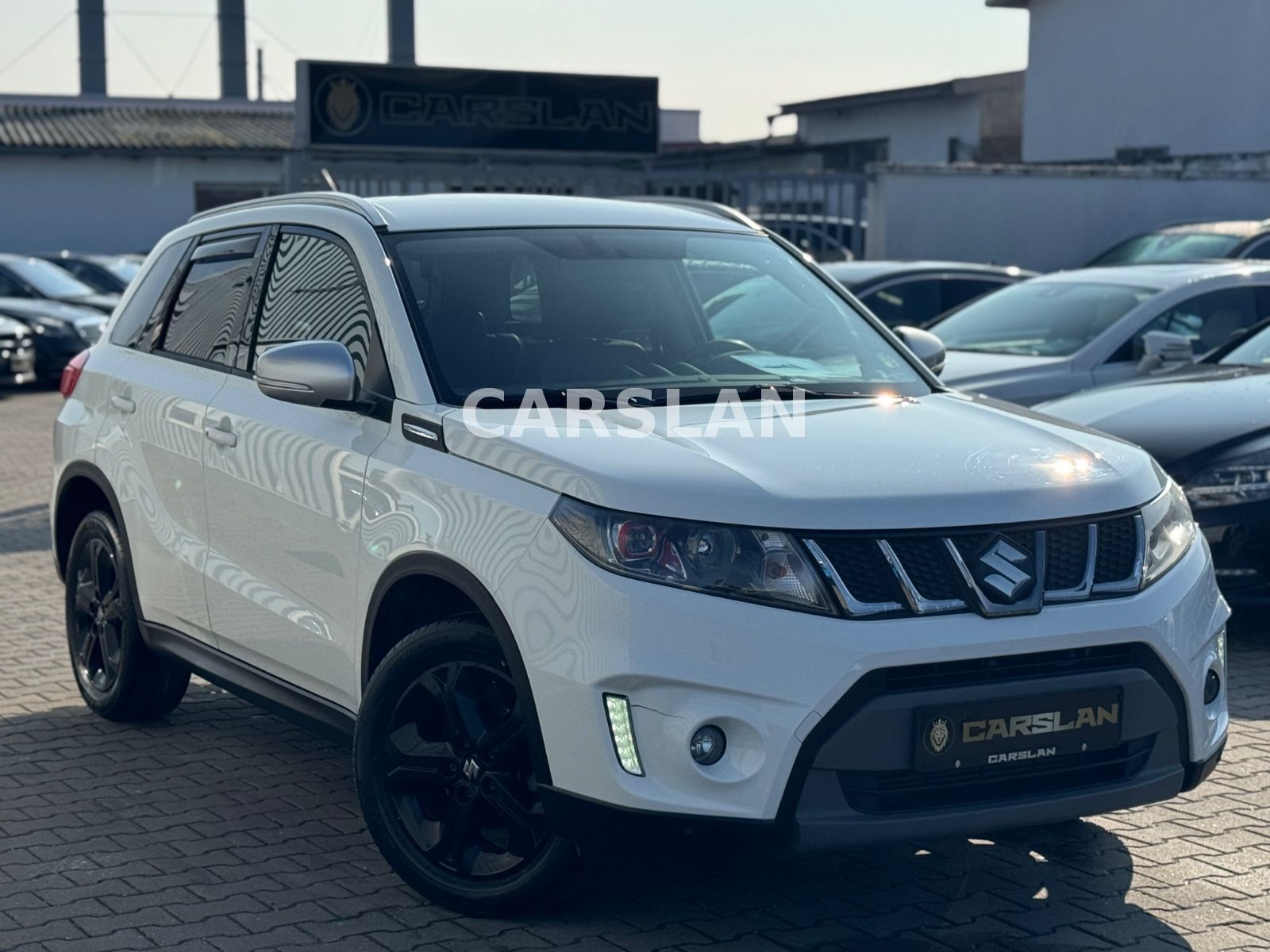 SUZUKI Vitara