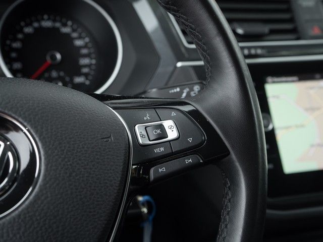 Tiguan Highline TDI LED ACC Navi Sitzhzg. 18" Ga