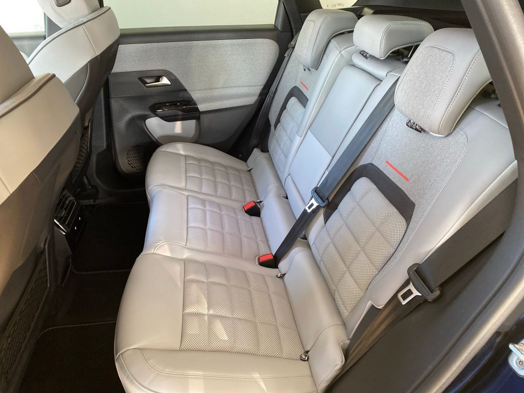 Fahrzeugabbildung Citroën e-C5 Aircross 210 Komfort-Range MAX *Allwetterre