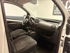 FIAT Fiorino 8-Fach USB