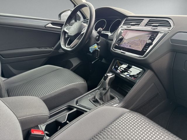 Tiguan 2.0 TDI DSG ACTIVE LED+NAVI.+AHK+ACC+SIHZ
