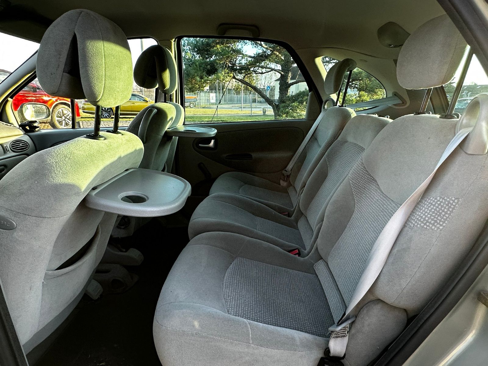 Fahrzeugabbildung Renault Scenic