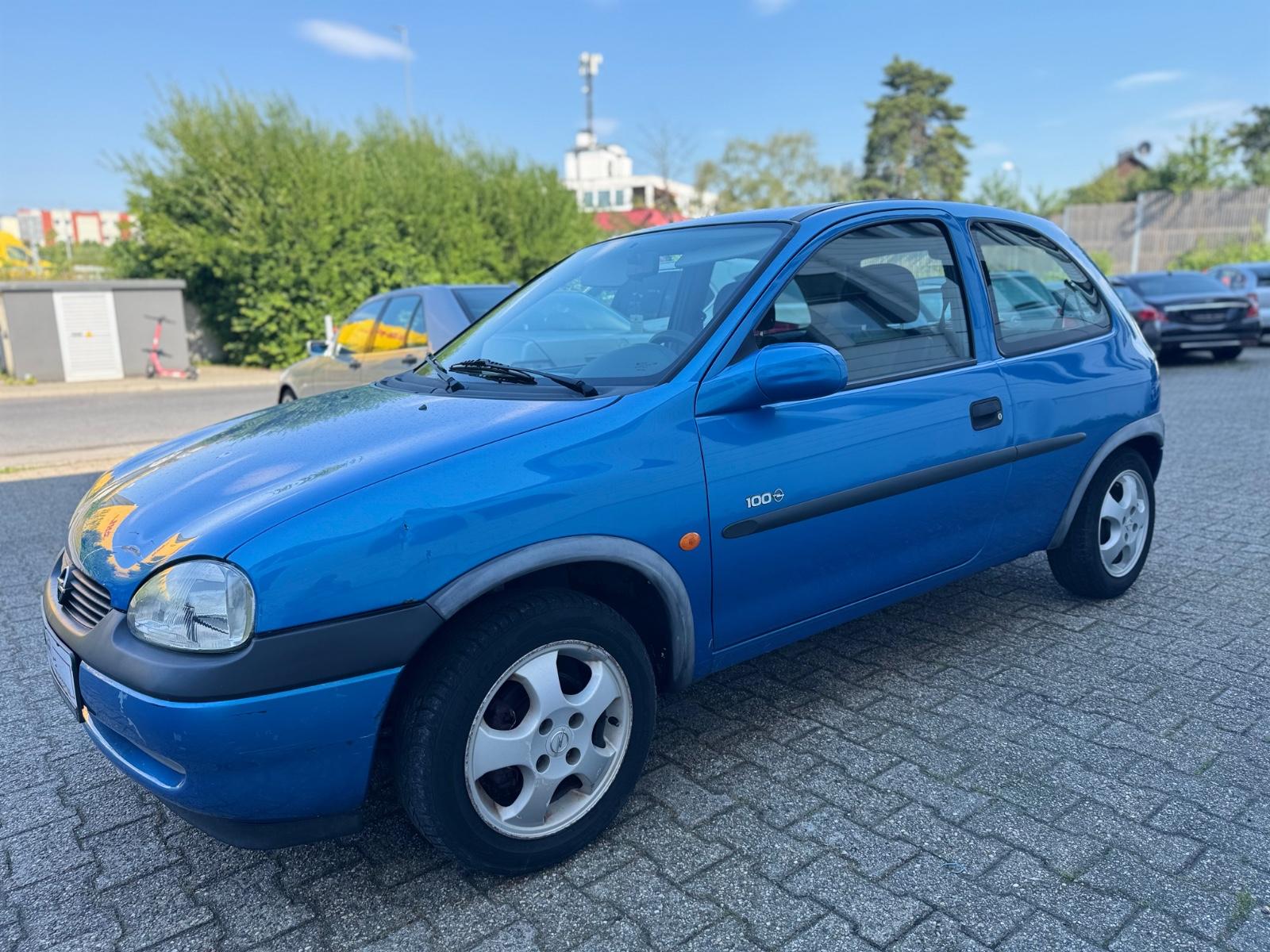 Opel Corsa 1.2 16V Automatik
