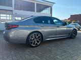 BMW 520 d Lim. M Sport+Head-up+Virtual+Navi+LED+Kam - BMW 520: Limousine, 520d