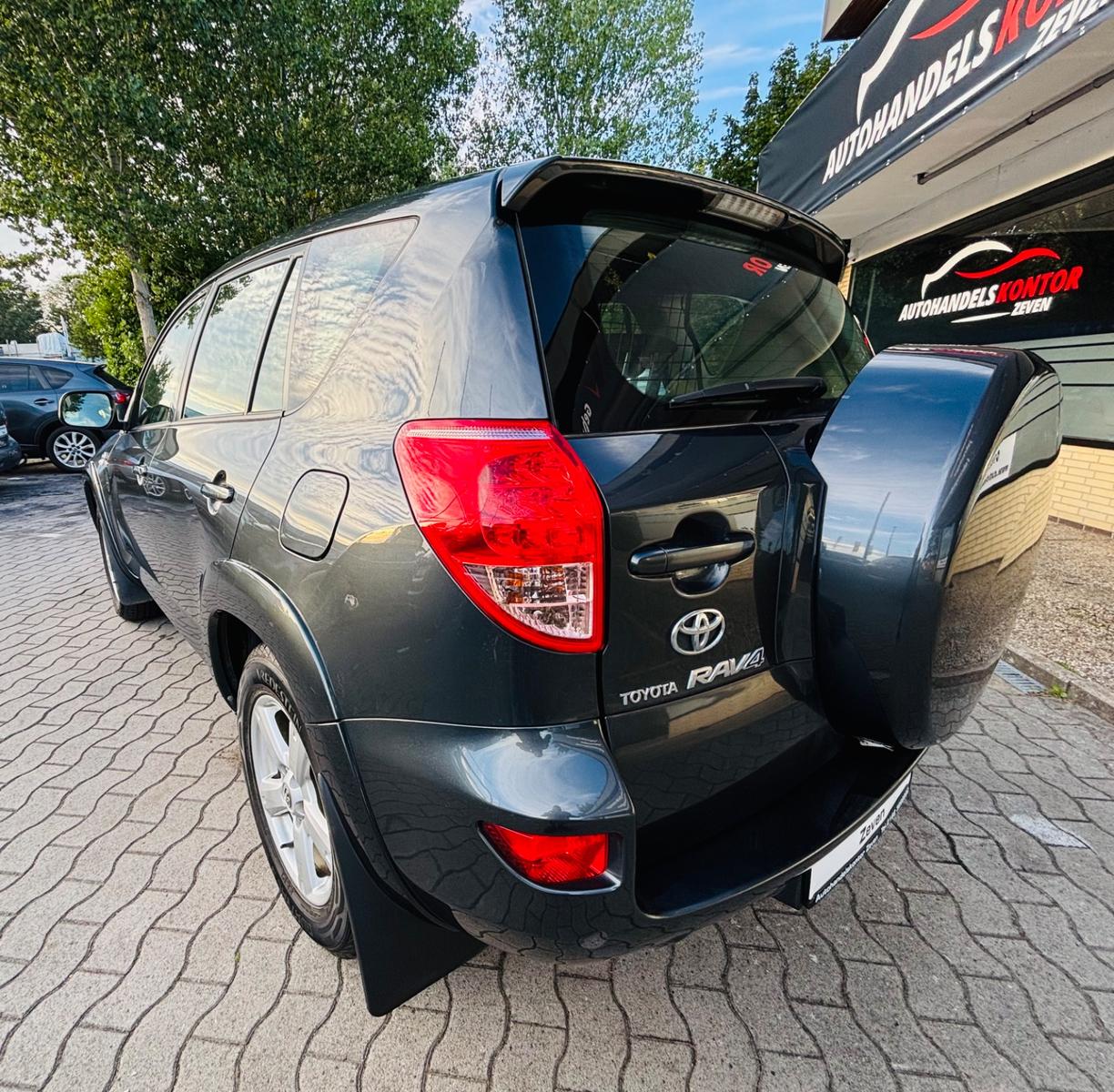 TOYOTA RAV 4 2.2D 177CH 4X4