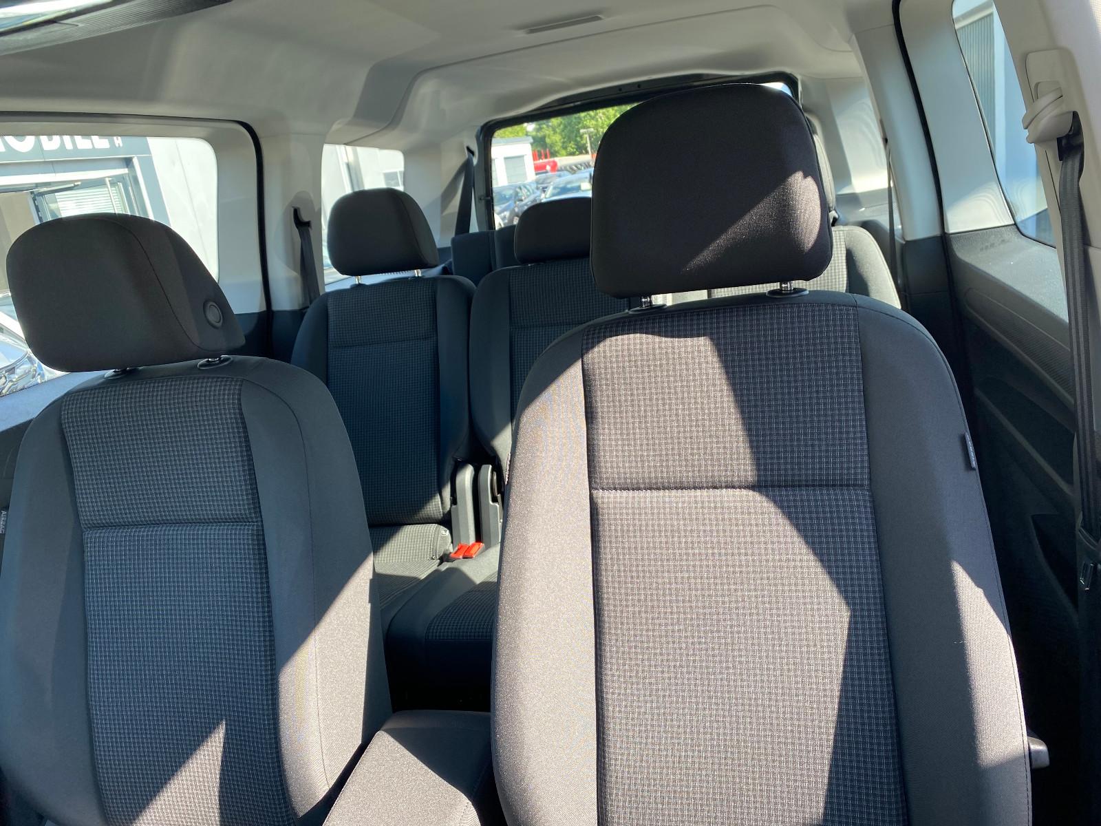 Volkswagen Caddy Maxi*DSG*7-SITZE*LED SW*PDC vo&hi&KAM*Sihz
