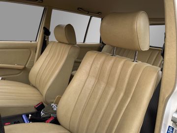 Mercedes-Benz W123 200 T*1.Hand*1.Lack*Kein Rost*Original*