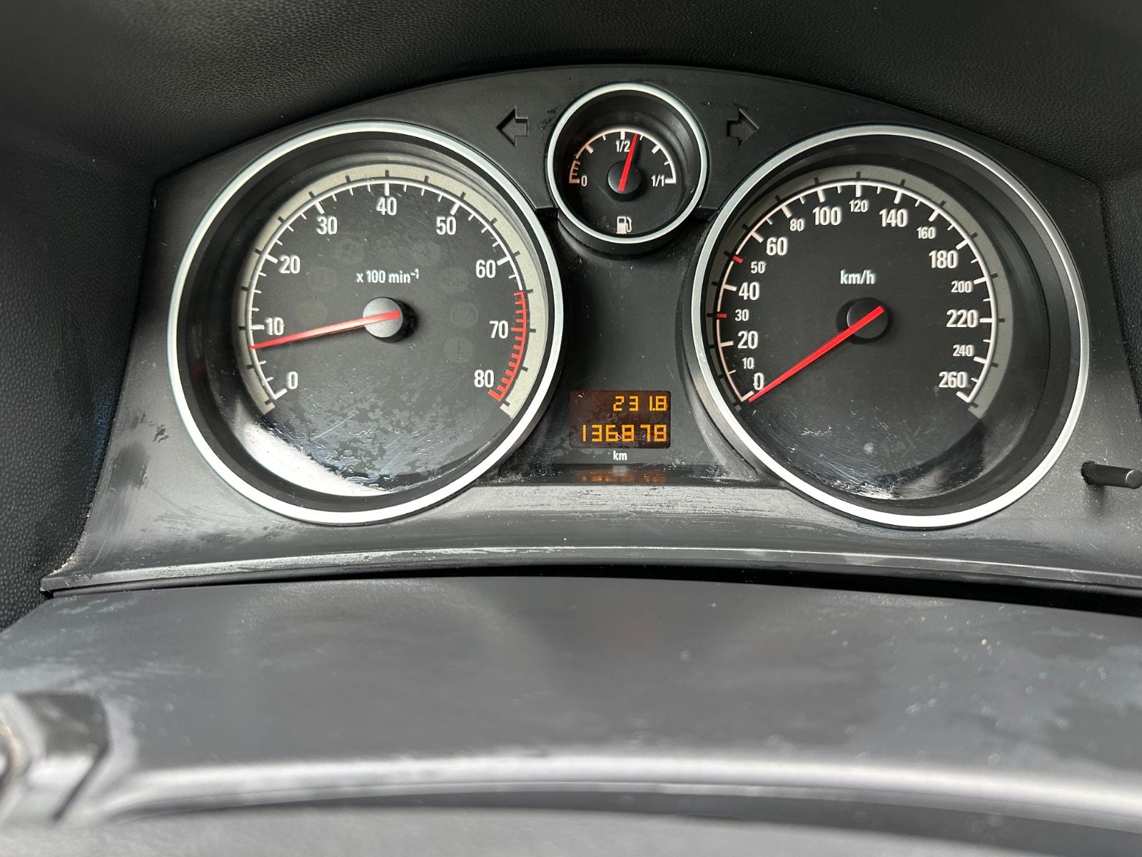 Opel Astra 2006 — photo 15