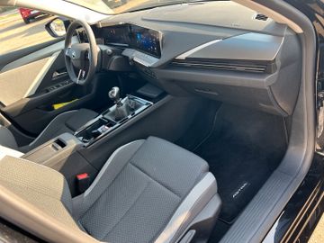 Fotografie des Opel Astra L ST Enjoy Kamera LED Sitz-/Lenkradheizung