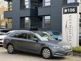 Skoda Superb Combi 2.0 TDI DSG Premium Edition / PANO - Skoda Superb in Duisburg