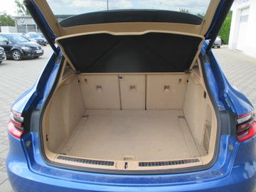 Porsche Macan - 11