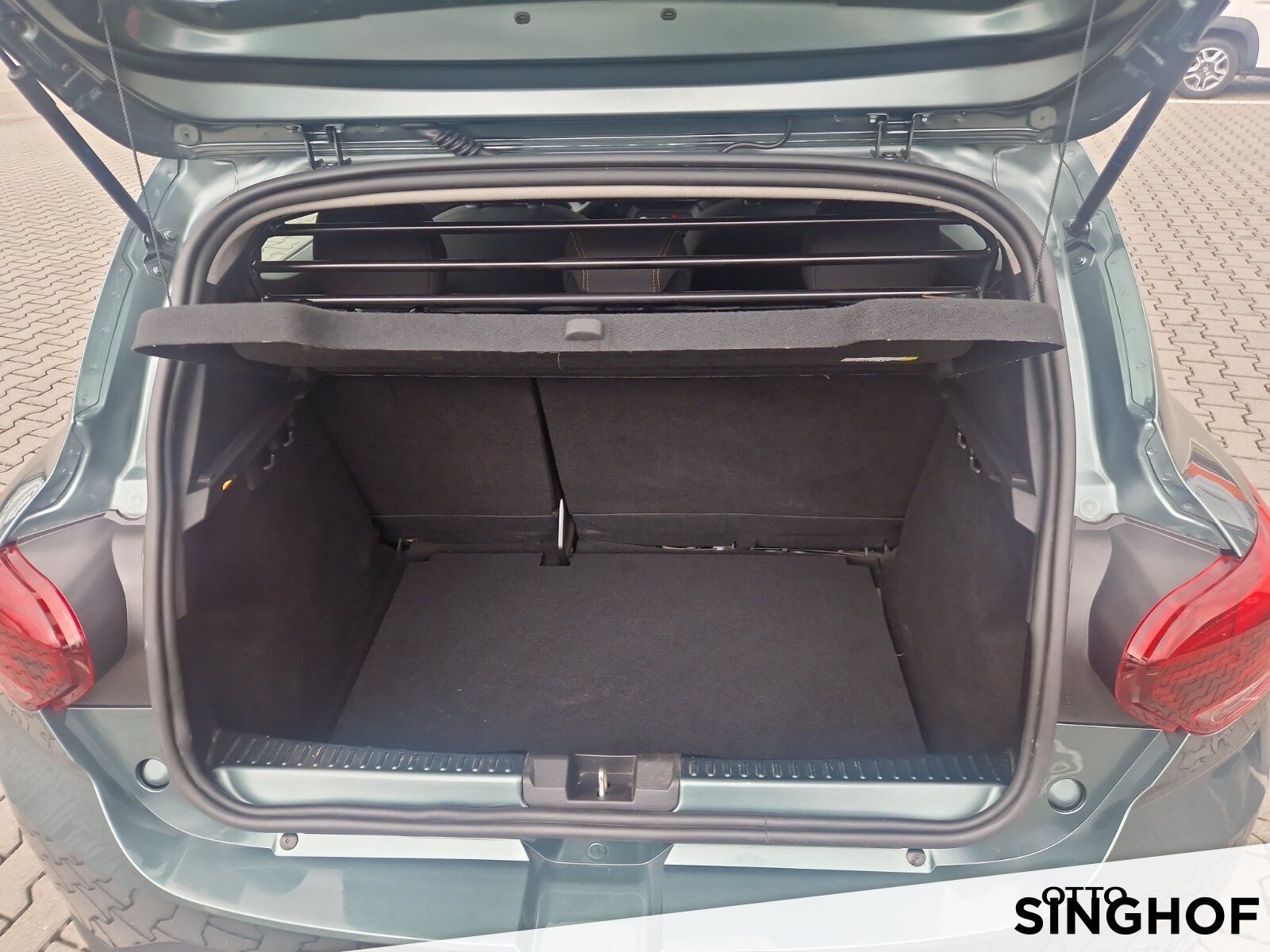 Fahrzeugabbildung Dacia Sandero Stepway Extreme TCe 90 auto