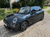 MINI Cooper S JCW Trim XL Paket von BMW Mitarbeiter