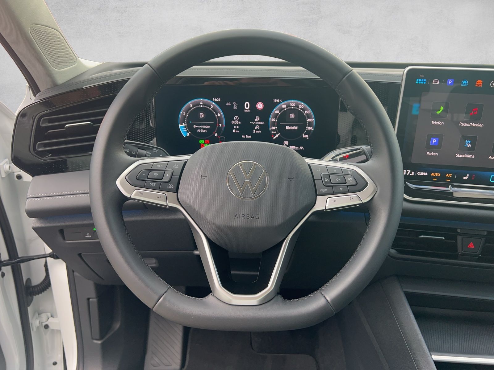 Tiguan Life 1.5 eTSI DSG AHK*Navi*ACC*Standhzg.