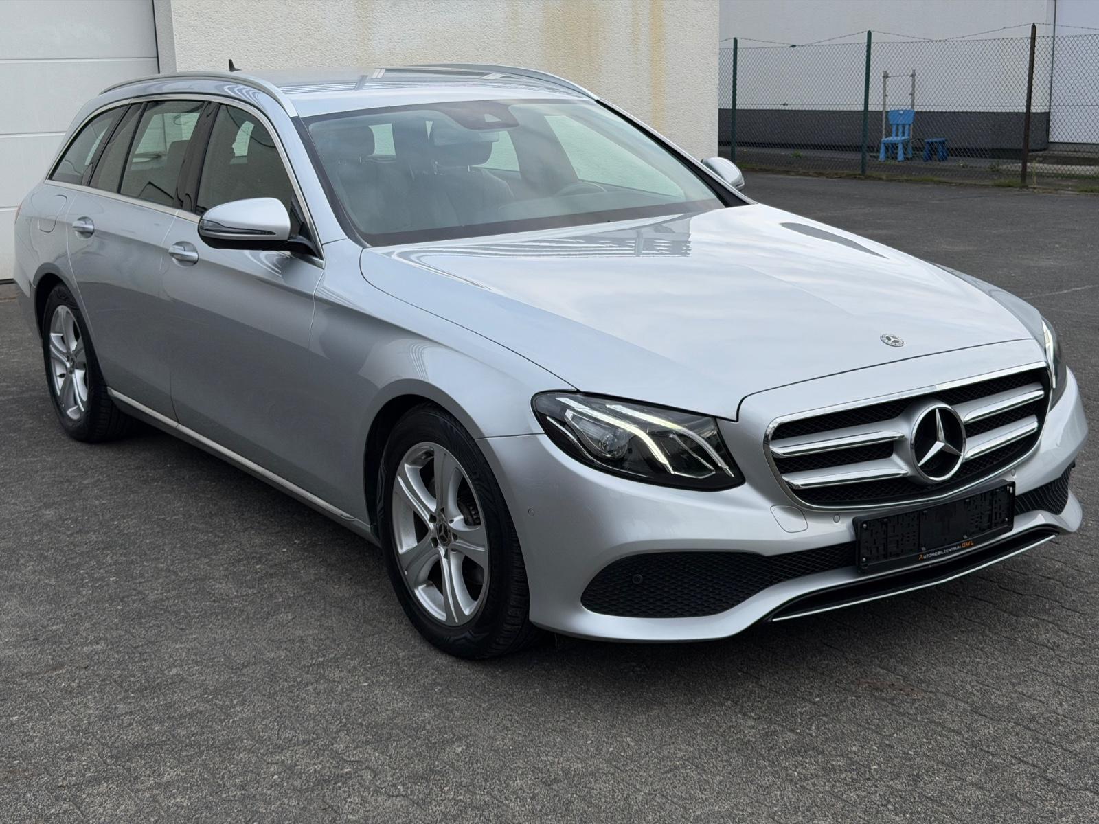 Mercedes-Benz E 220 d T Avantgarde TEMPO|SPUR|KAM|LED|CARPLAY