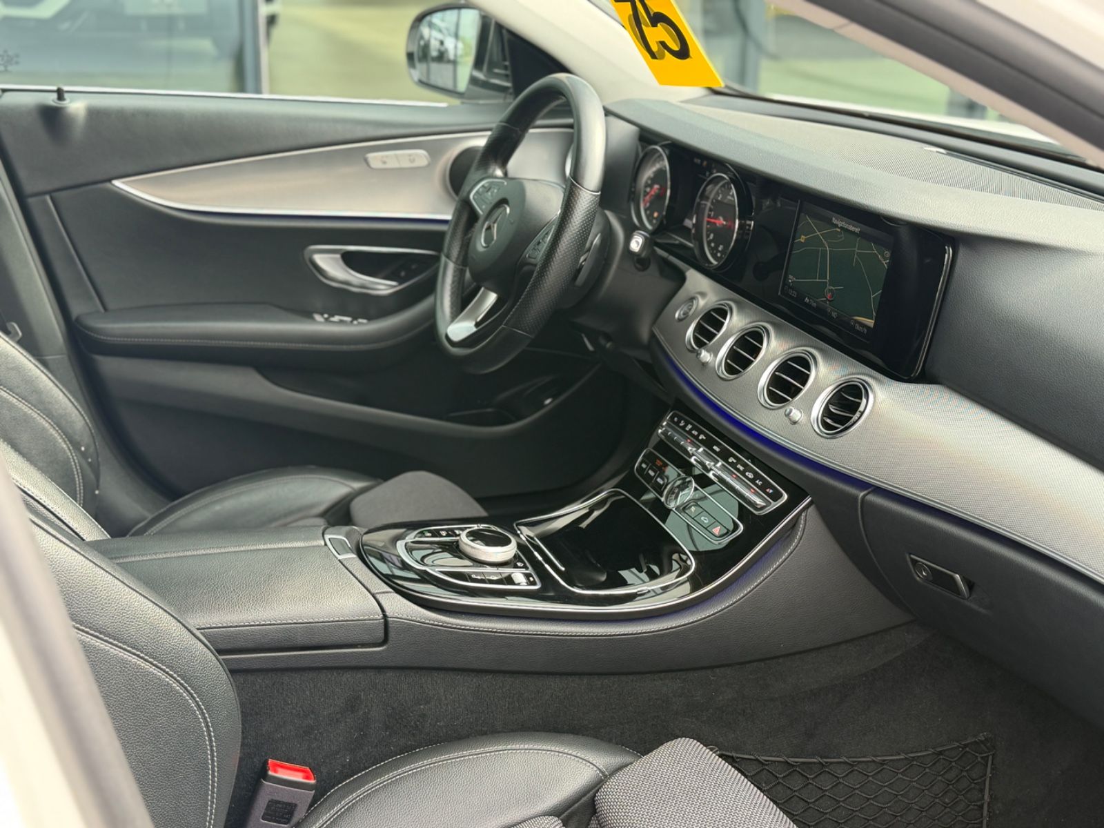 E 220 d T Modell Autom. Navi Leder LED