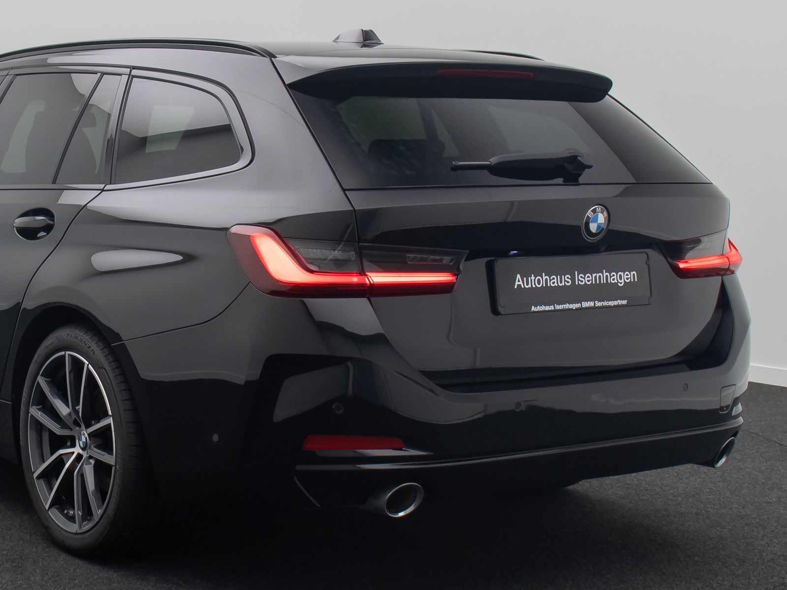 Fahrzeugabbildung BMW 318d Kamera DAB HiFi Leder Sport LED 18Zoll