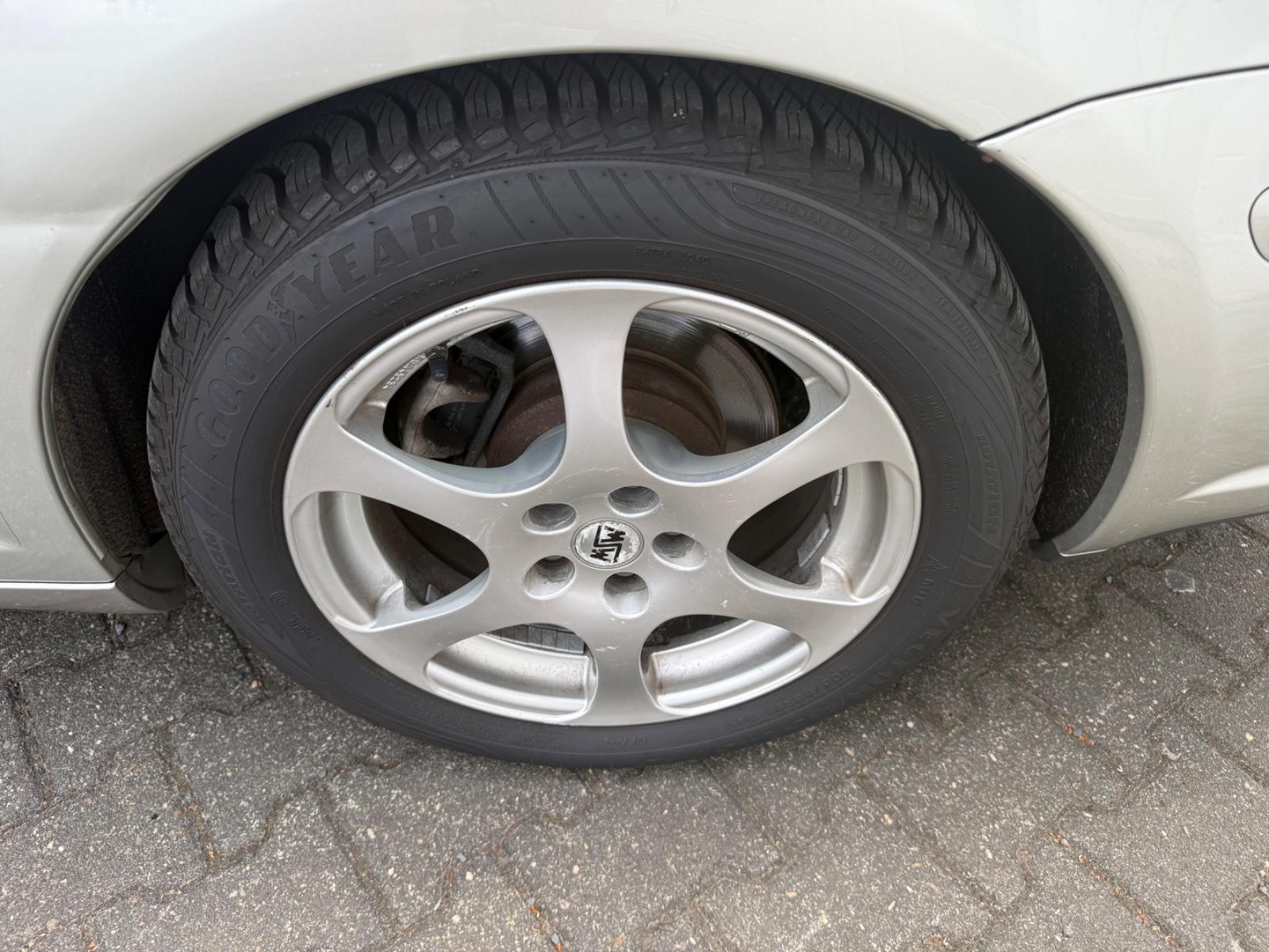 Toyota Avensis 2007 — photo 13