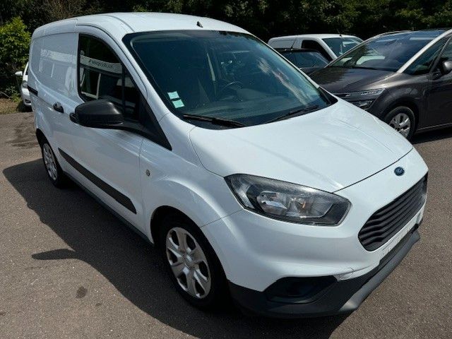Fahrzeugabbildung Ford Transit Courier Trend  KLIMA ZENTRAL