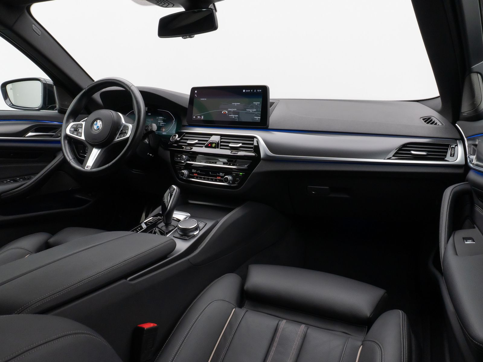 Fahrzeugabbildung BMW 530d M Sport 360° HUD DAB H/K Komfortsitze ACC
