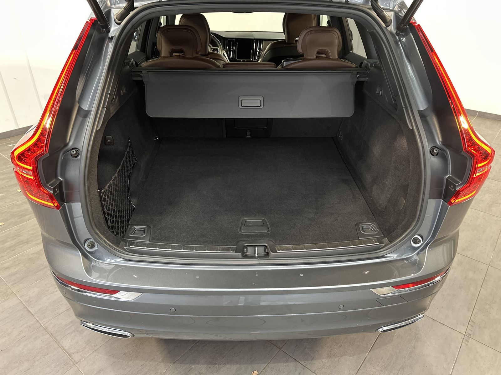 Fahrzeugabbildung Volvo XC60 B4 D Geartronic Inscription NAV+LED+PANO+VC