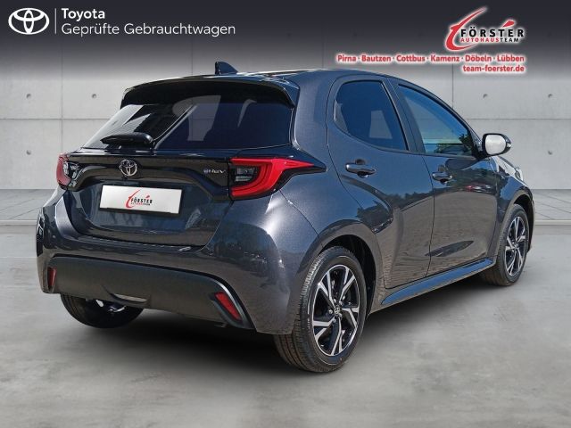 Toyota Yaris 1.5l Hybrid Teamplayer *COMFORT-P* imagem 2