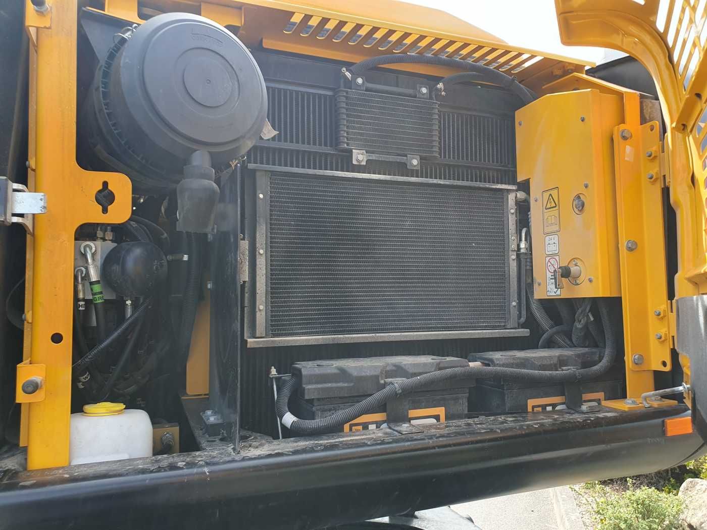 Fahrzeugabbildung JCB JS 175 W / 2024 / nur 622h! / 1x Tieflöffel
