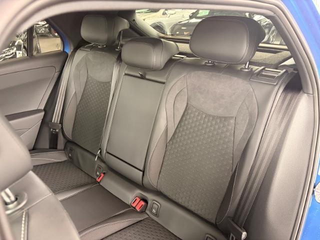 Volkswagen T-Roc 1.5 eTSI R-Line Navi AHK Kamera ACC SitzHZ