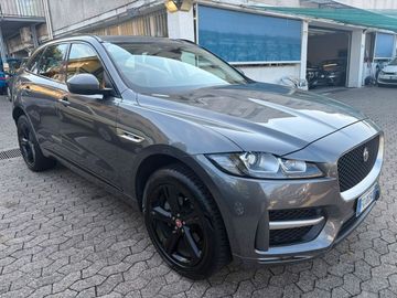 Jaguar F-Pace - 3