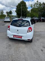 Renault Clio III Night and Day - Renault Clio: Night Day