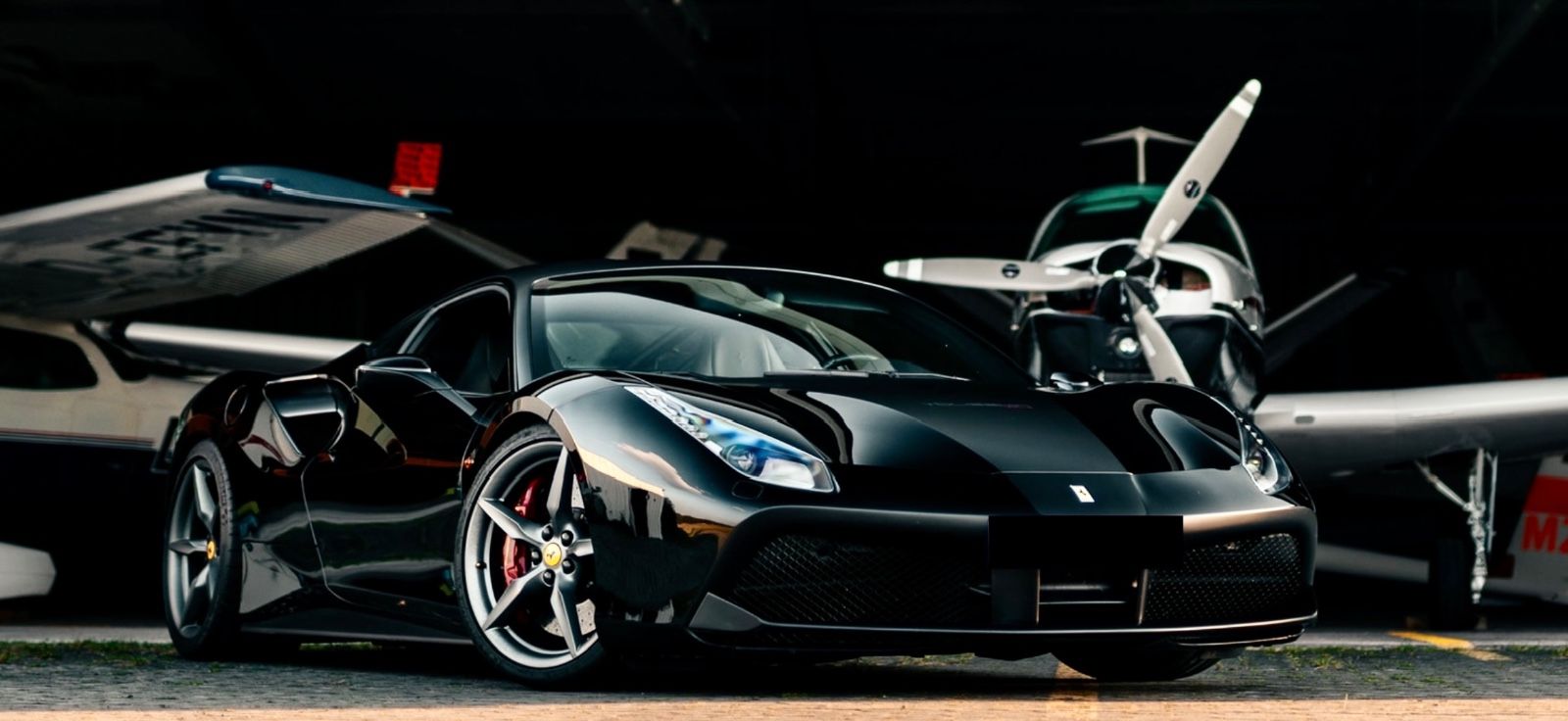 FERRARI 488 GTB