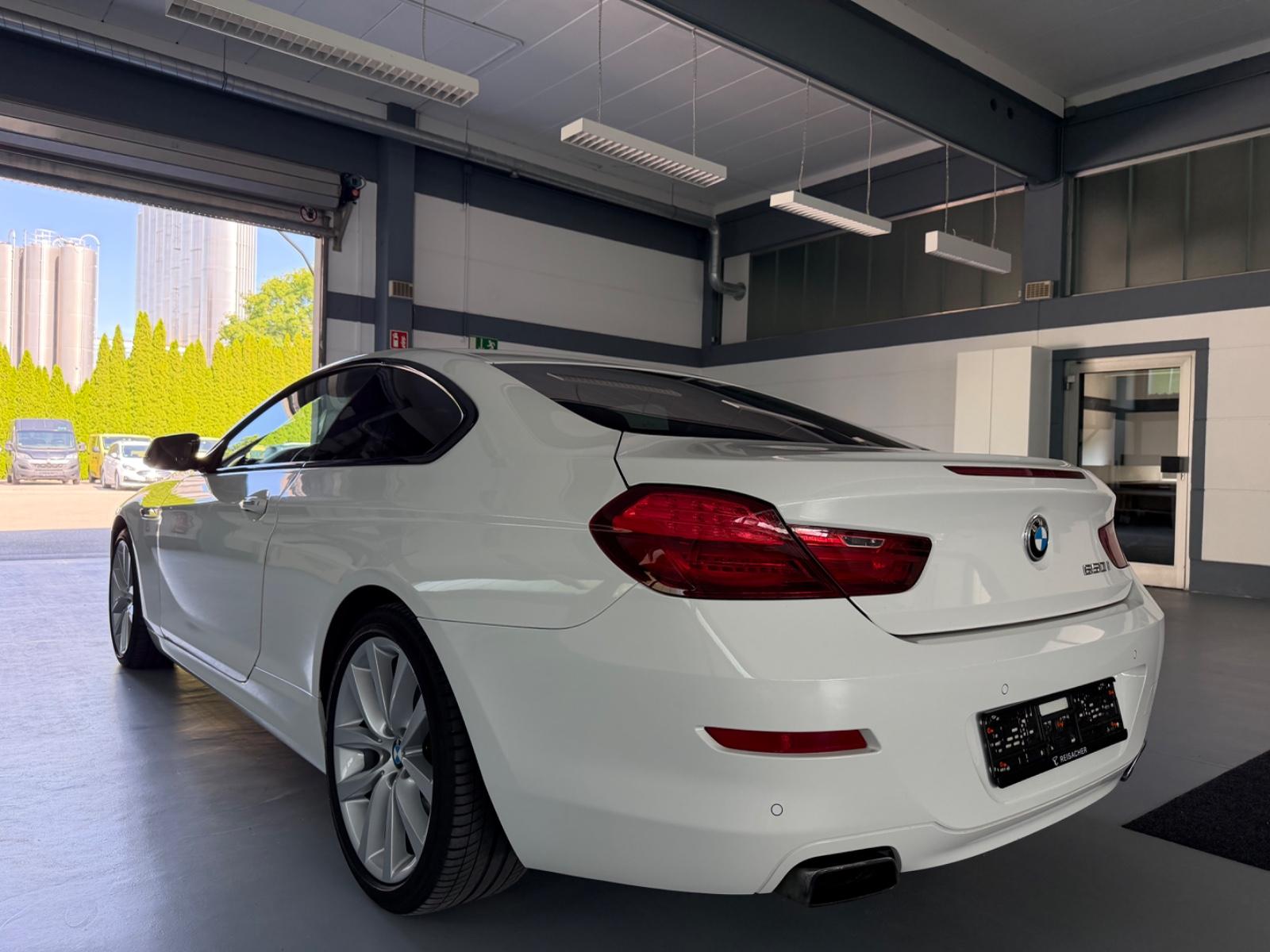 BMW 650i Coupé F13 • V8 4.4 Bi-Turbo 408 ch • Bang & Olufsen • Night Vision • Sièges massants