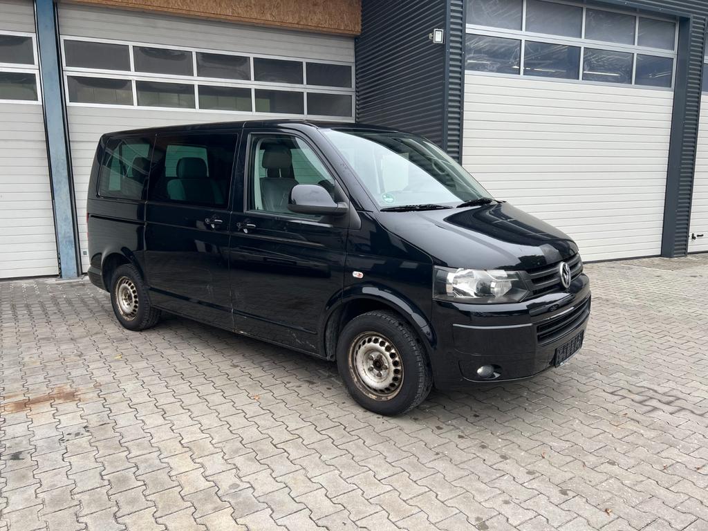 Volkswagen T5 Caravelle